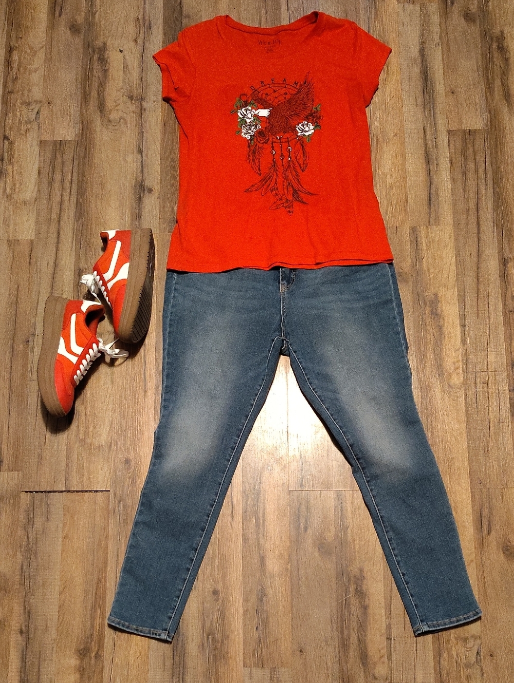 Wound Up Women’s Red Dream Eagle Graphic Tee